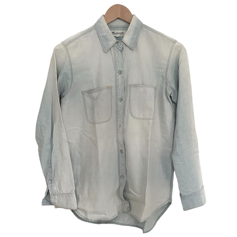 Madewell Light Blue Denim Button-Up Shirt